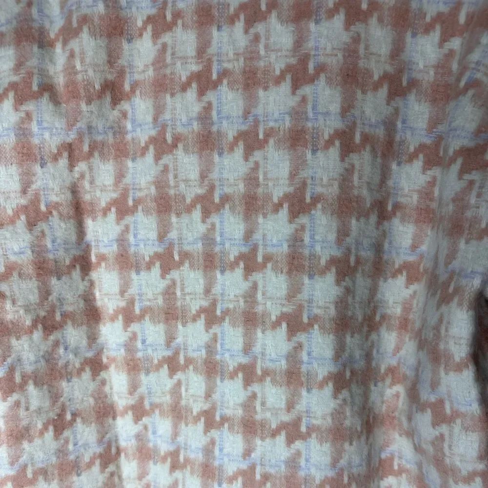 Pink Fur trimmed houndstooth jacket - Picture 7 of 11